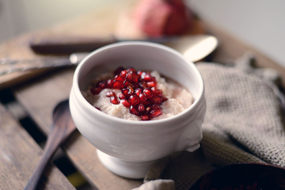 Kokos-Milchreis mit Granatapfel