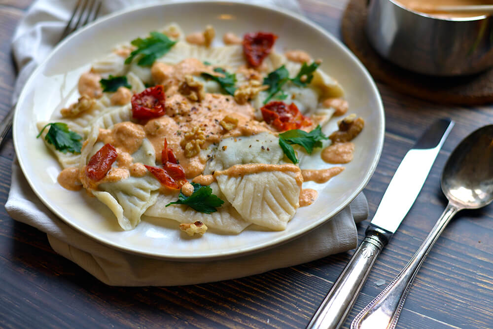 Pilz-Ravioli mit Tomatensauce