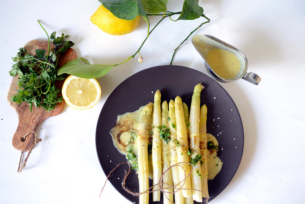 Spargeln mit Sauce Hollandaise